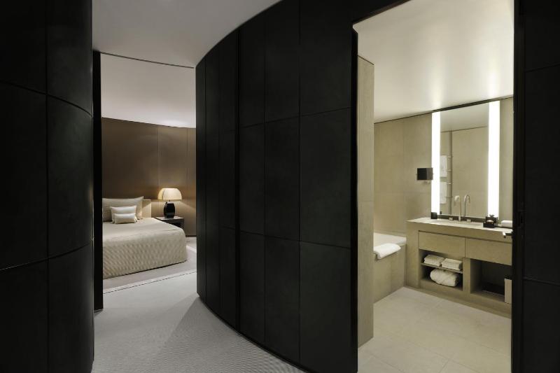 Armani Suite Downtown View image 4