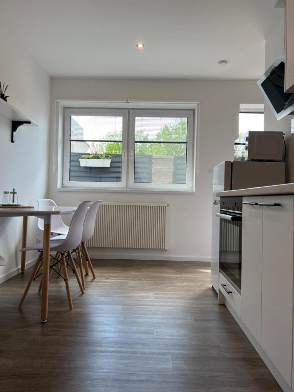 RK Apartment - image 11