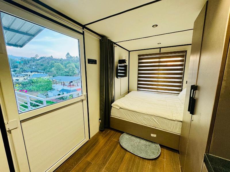The Jade Highlands Mountain View Container Studio Room - image 19