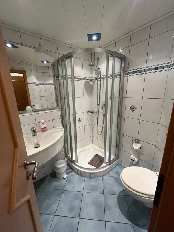 Single Room image 2