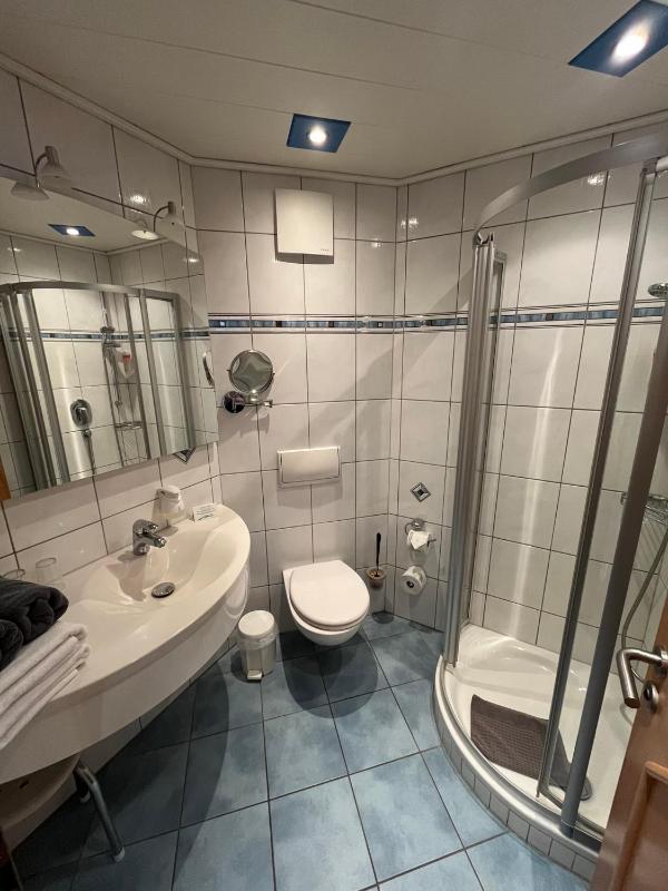 Double Room image 2