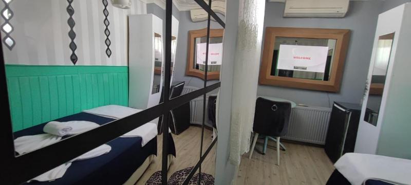 Economy Double Room image 2