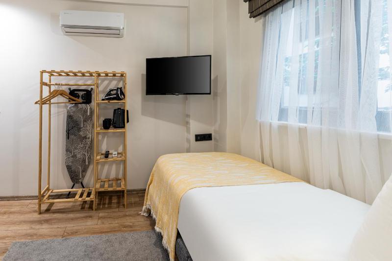 Mariposa Rooms Taksim - image 10