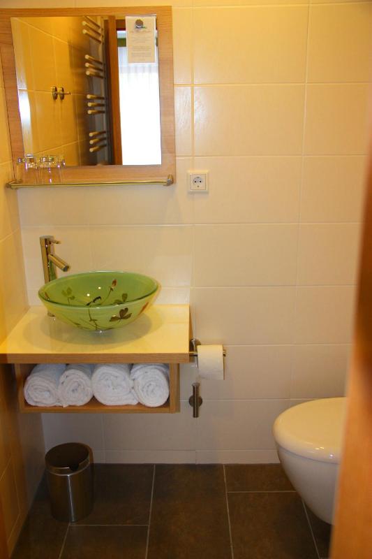 Double Room image 2