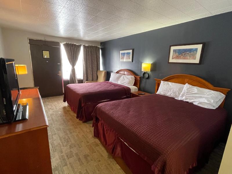 Double or Twin Room image 2