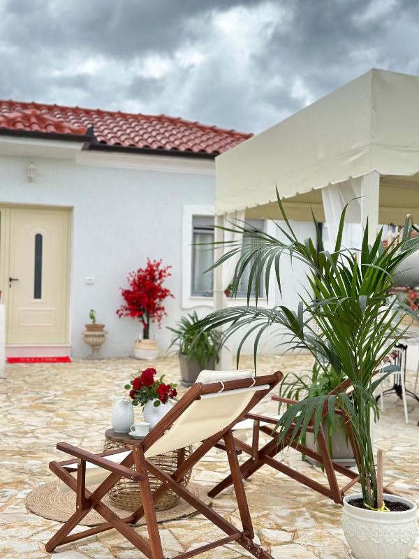Mediterranean Villa Old Town - image 4