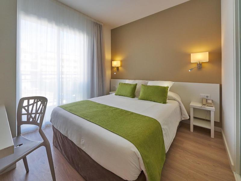 Single Room image 2