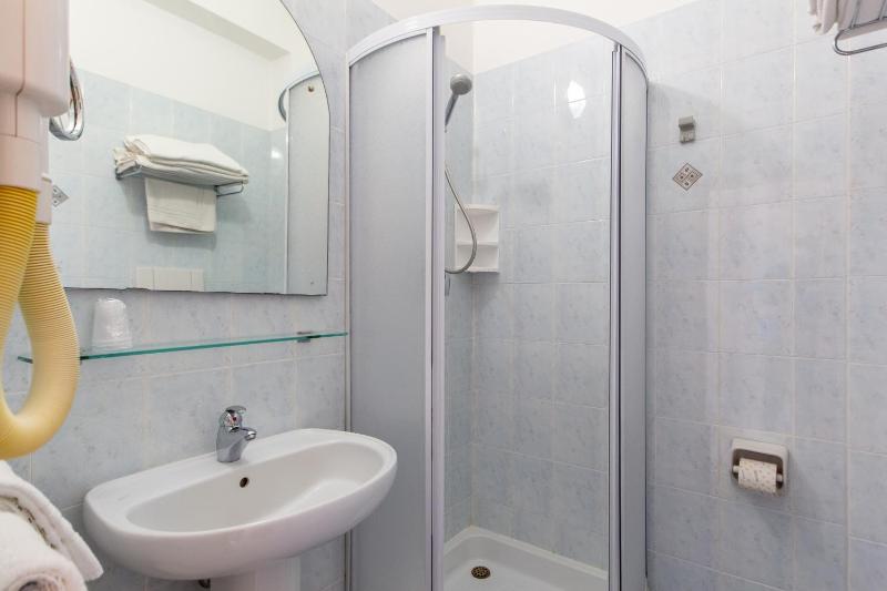 Standard Double or Twin Room with side Sea View image 1