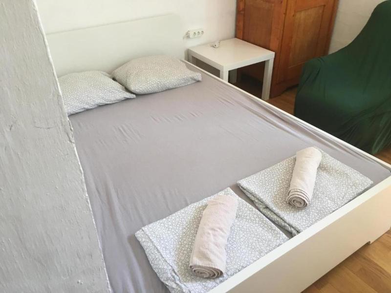 Budget Double Room image 3
