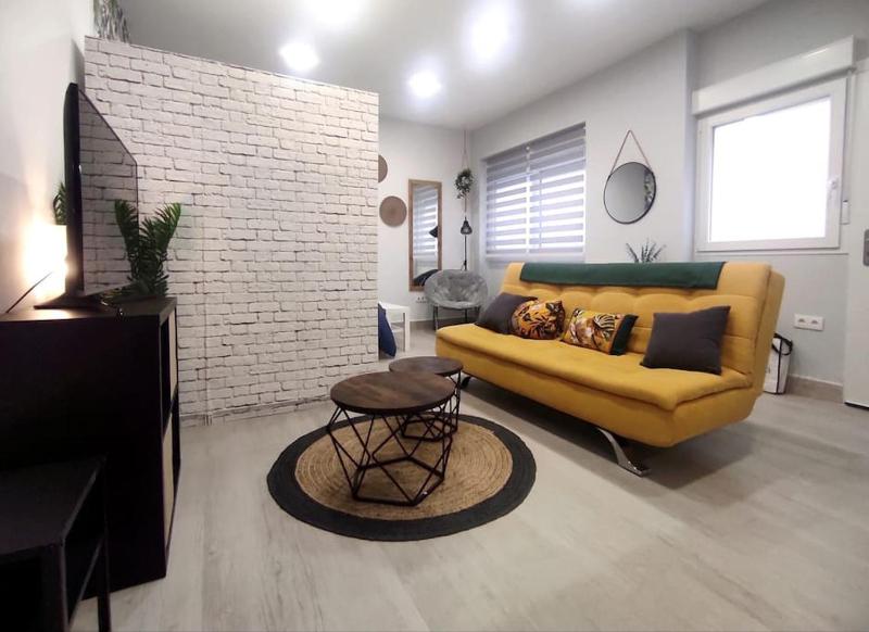 Comfortable studio in Barrio Salamanca - Bejar Images