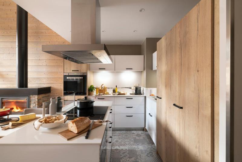 Three-Bedroom Apartment with Fireplace and Sauna (8 People) image 4