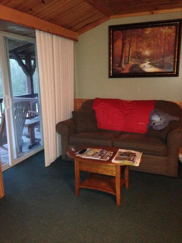 Suite 3 image 4