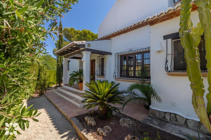 Villa Cogoll by Abahana Villas - image 2
