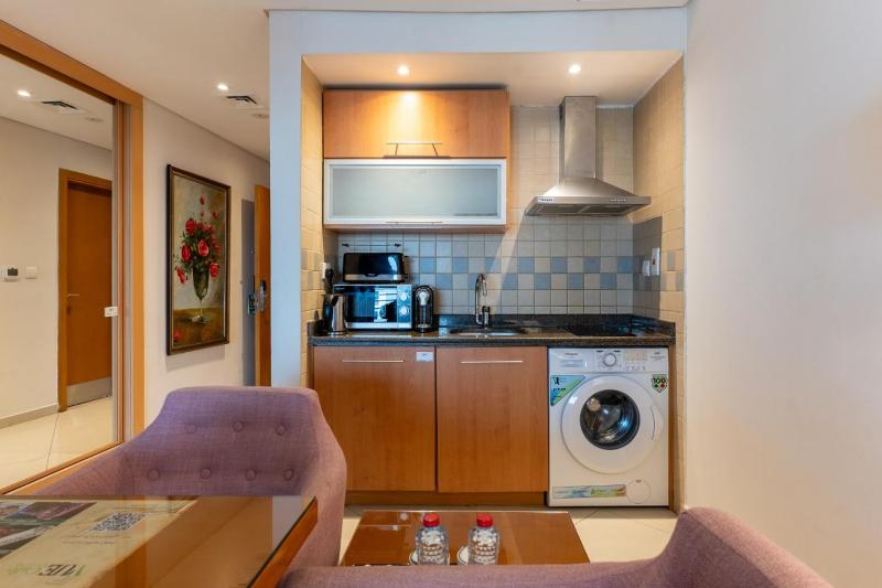 Studio Apartment image 1