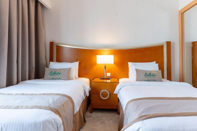 Deluxe Twin Room image 3