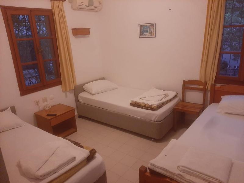 Triple Room image 3