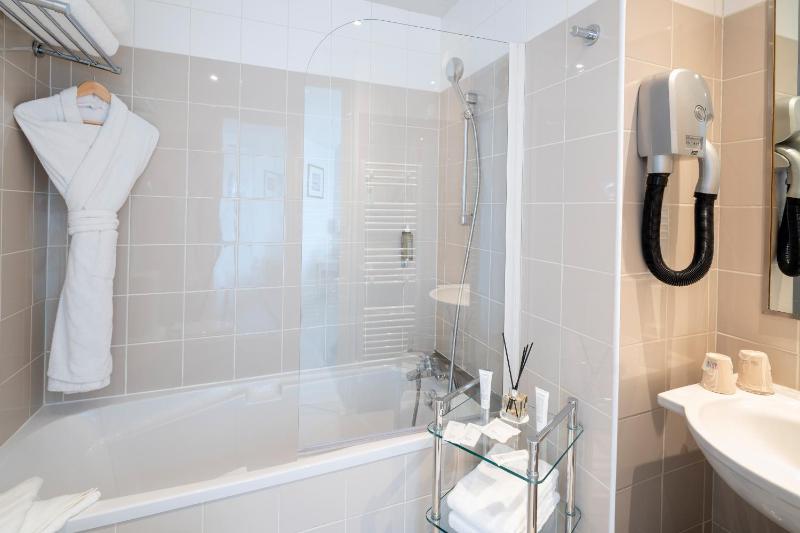 Tradition Double Room  with Sea View image 4