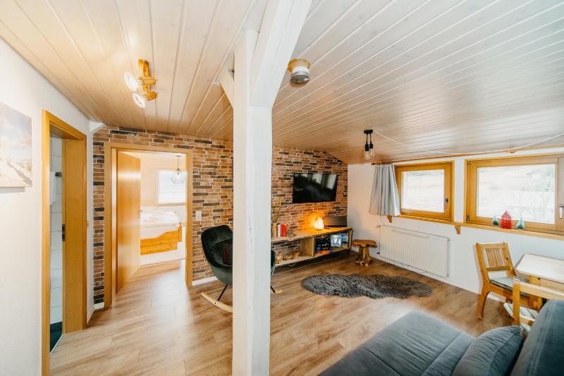 One-Bedroom Apartment image 1