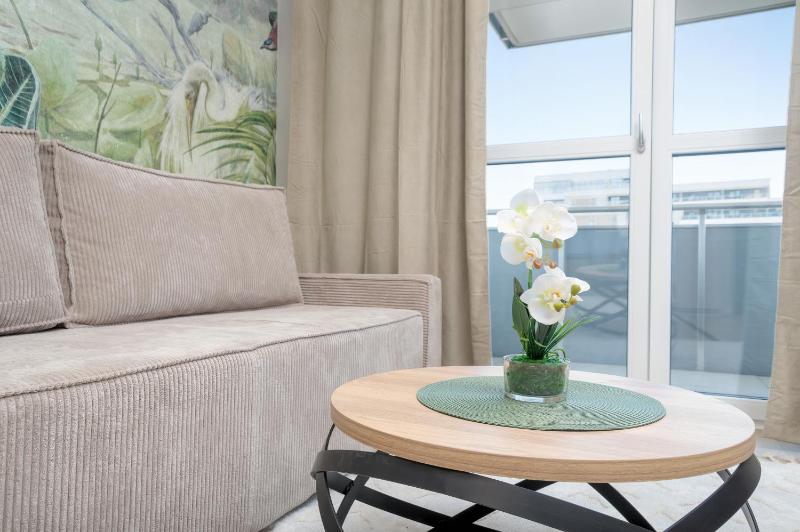 Apartamenty z Jedną Sypialnią Aleja Kopisto w Rzeszowie by Noclegi Renters - image 6