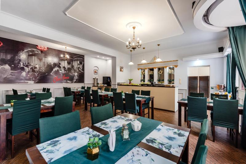 Hotel Bristol - image 36