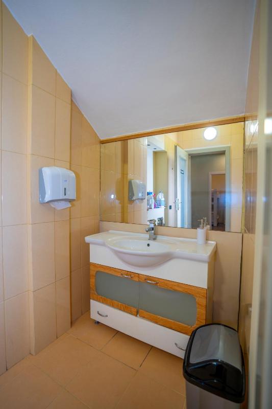 Terrace Hostel & Lounge Bar - image 16