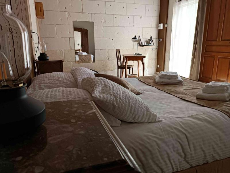 Standard Double Room image 1