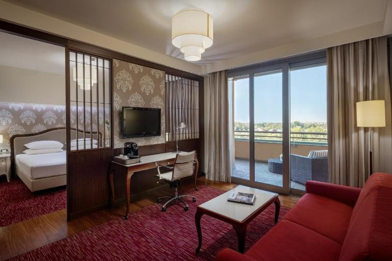 Superior Studio Apartment  image 3