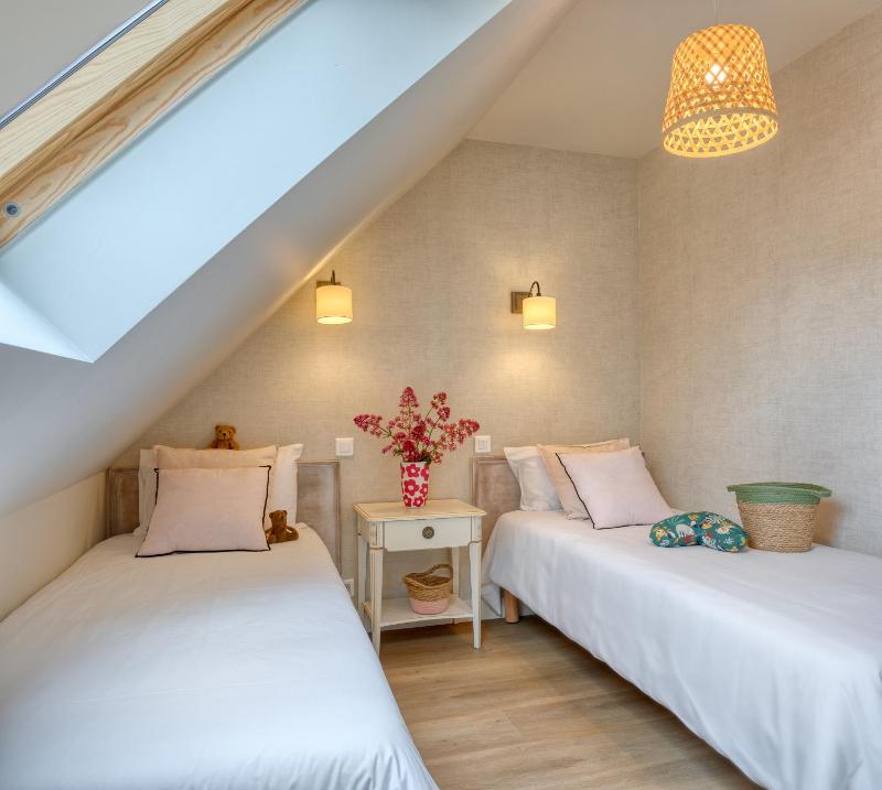 Standard Apartment image 2