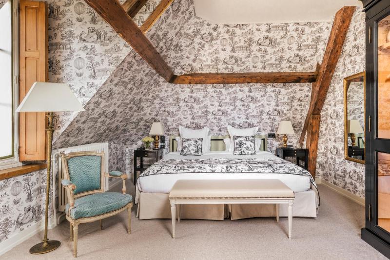 Superior Double Room image 1