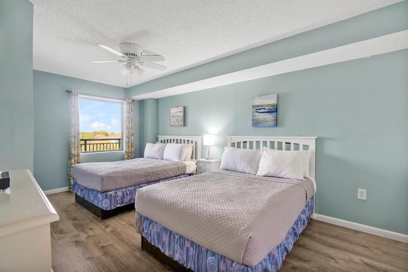 Three-Bedroom Suite with Ocean View image 2
