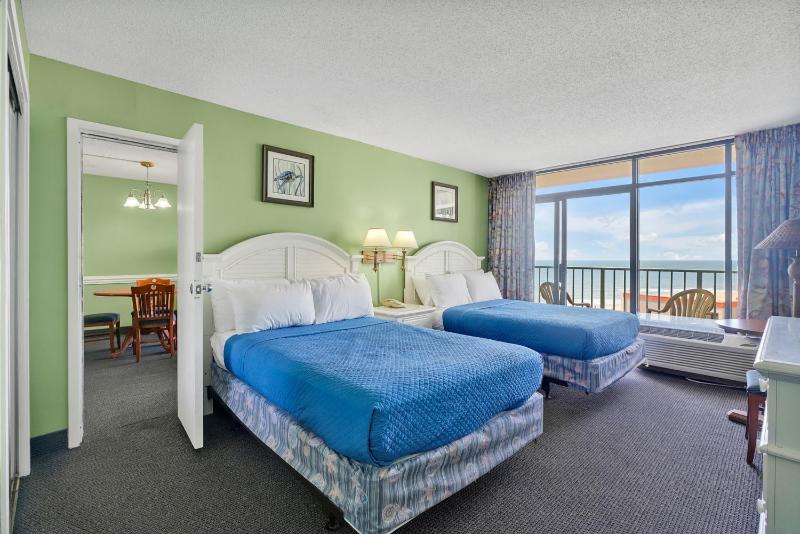 Two-Bedroom Suite with Ocean View image 2