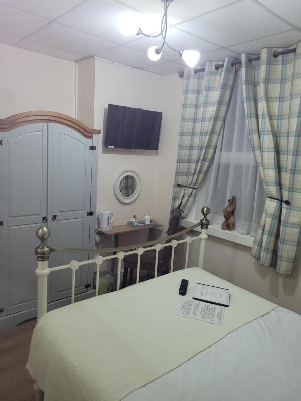 J's Mayfair Guest House - image 8