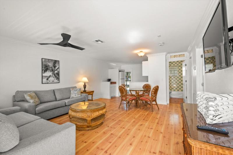 Studio with Ocean View image 4