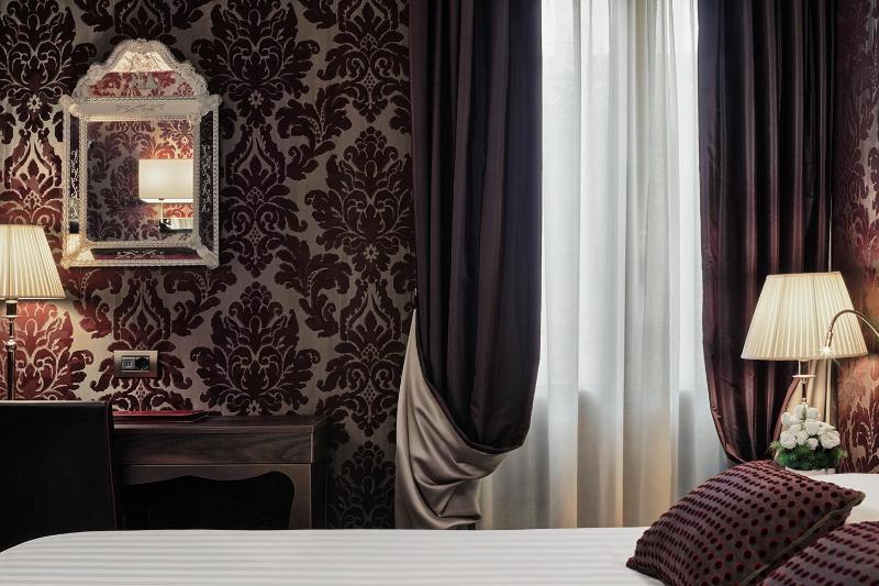 Classic Triple Room image 3