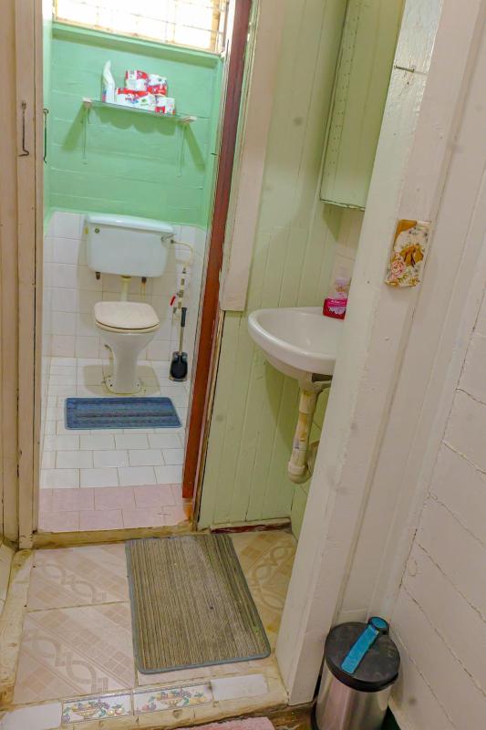 SMITH'S HOMESTAY - image 2