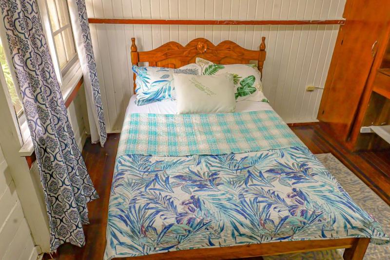 SMITH'S HOMESTAY - image 11