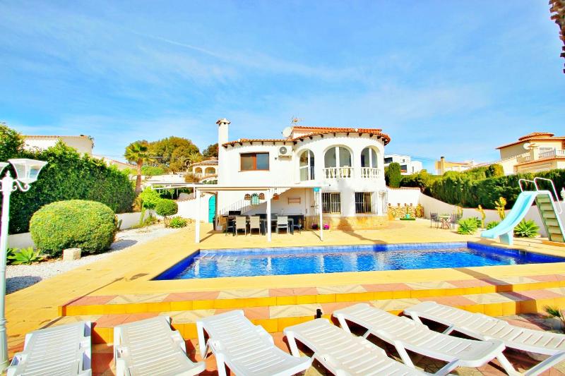Aaron - holiday home with stunning views and private pool in Calpe - image 6
