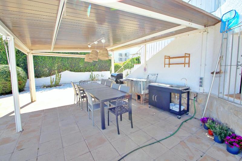 Aaron - holiday home with stunning views and private pool in Calpe - image 14