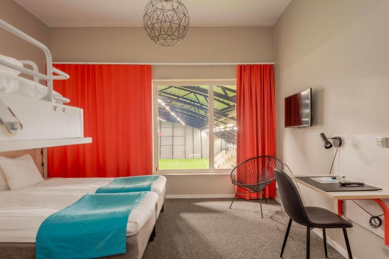 Family Room image 4