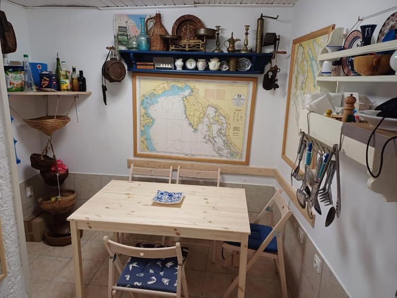 Two-Bedroom House image 2