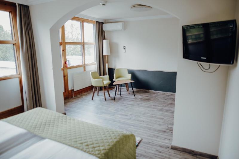 Superior Room image 3