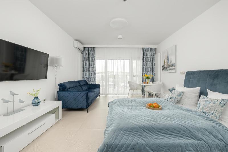 Aquamarina Prima Studio by the BEACH by Noclegi Renters - image 15