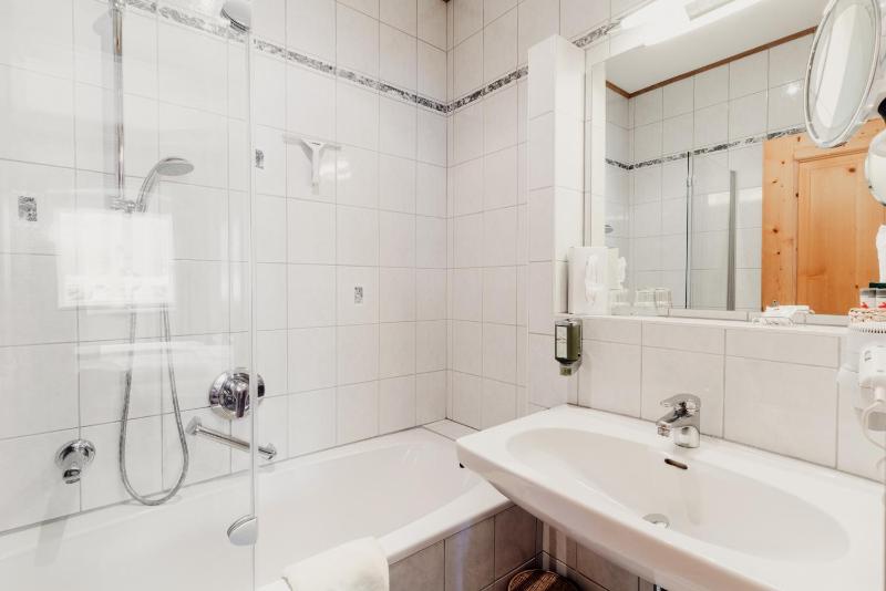 Superior Double Room image 2
