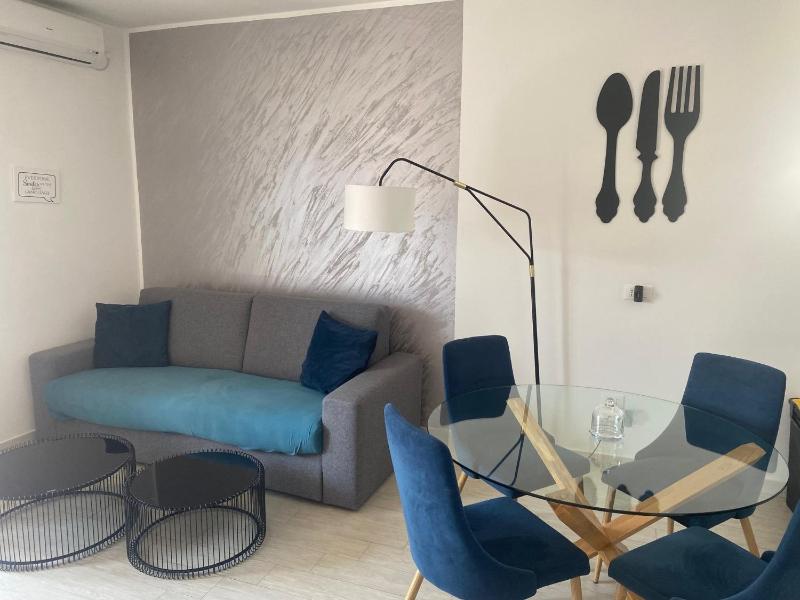 One-Bedroom Apartment image 1
