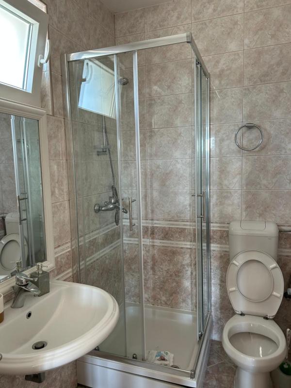 Double Room image 1