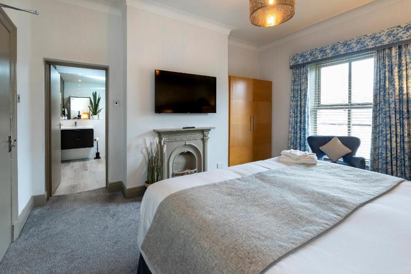 Superior Double Room image 2