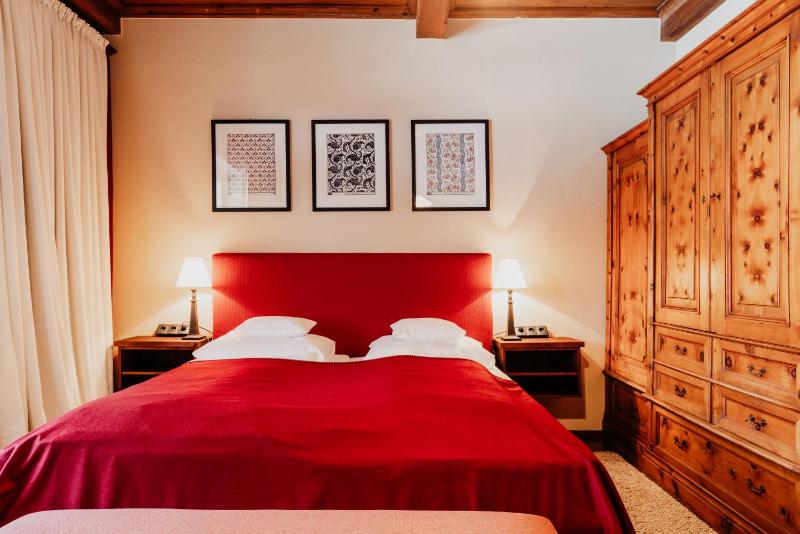Superior Double Room with Balcony image 4