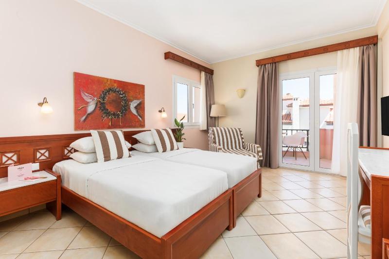 Standard Double or Twin Room image 1