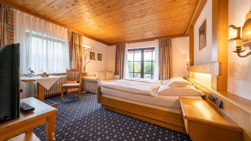 Comfort Double Room with Balcony or Terrace image 1