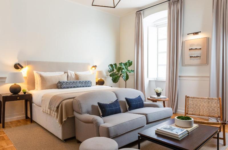 Deluxe Junior Suite image 1